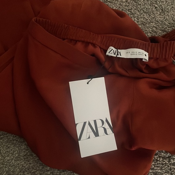 Wide Flowy pants from Zara - BNWT - Picture 5 of 5